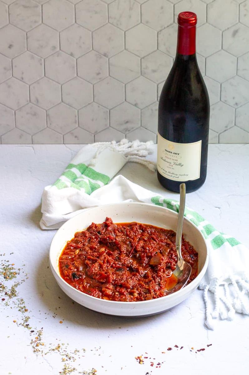  A burst of flavor in every bite with this tomato and red wine sauce