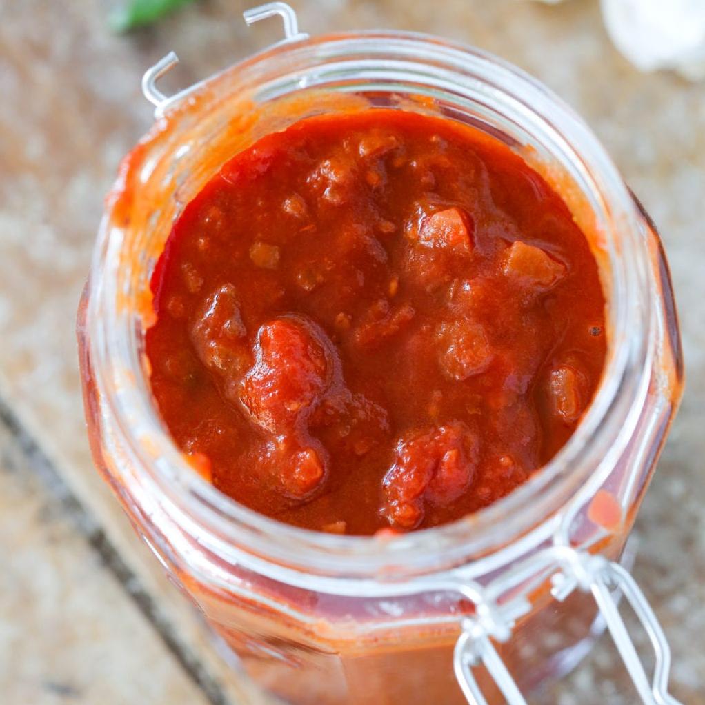  A good bottle of red wine can make all the difference in your tomato sauce.