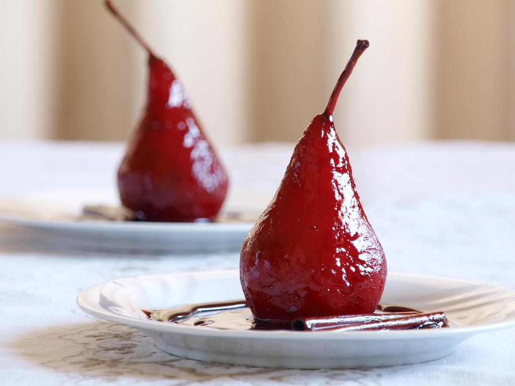  A match made in wine and dessert heaven: Poached Red Pear Zinfandel 🍐🍷