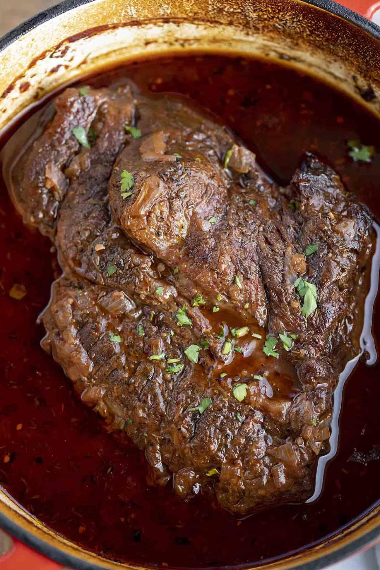  A perfect Sunday dinner: juicy roast beef glazed with Cabernet.