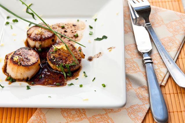 A true delicacy - caramelized scallops with a hint of sweetness and tanginess.