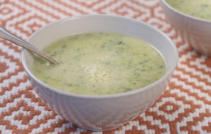  A warm and comforting bowl of soup that's perfect for chilly evenings