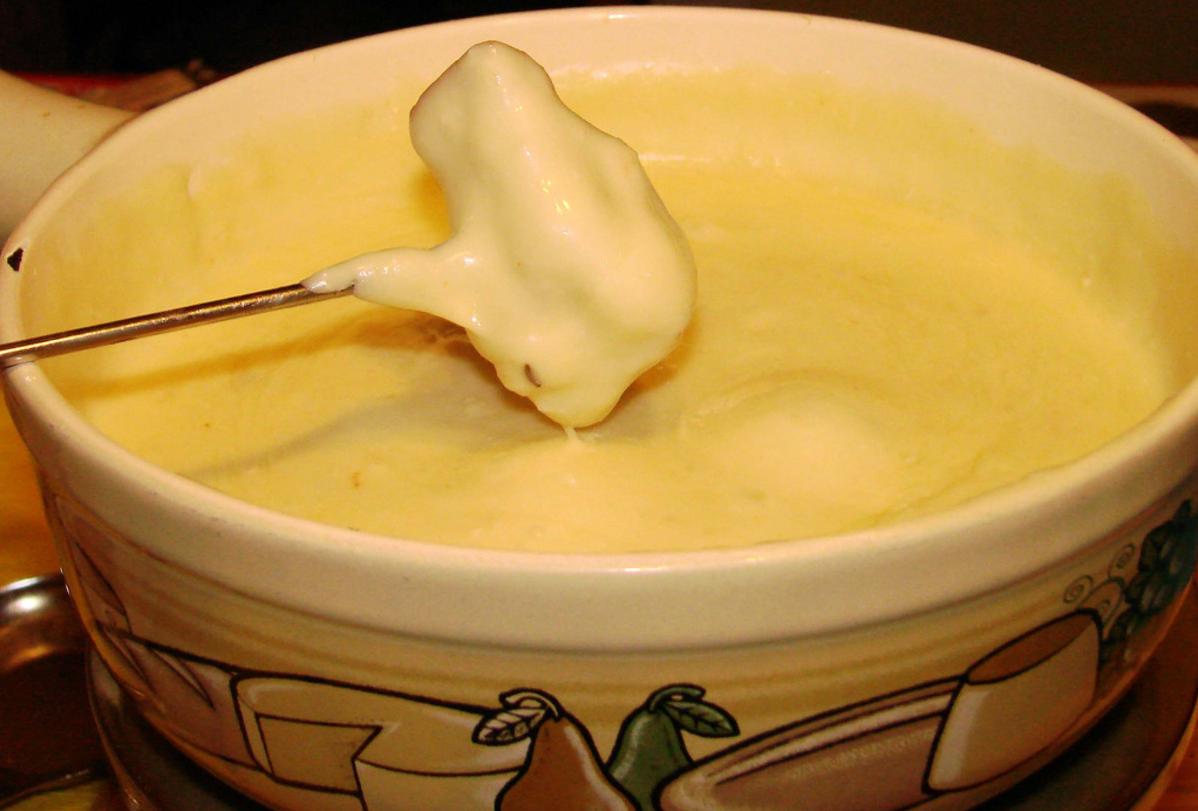  A warm, gooey cheddar and crab fondue recipe that’ll satisfy your cheesy cravings