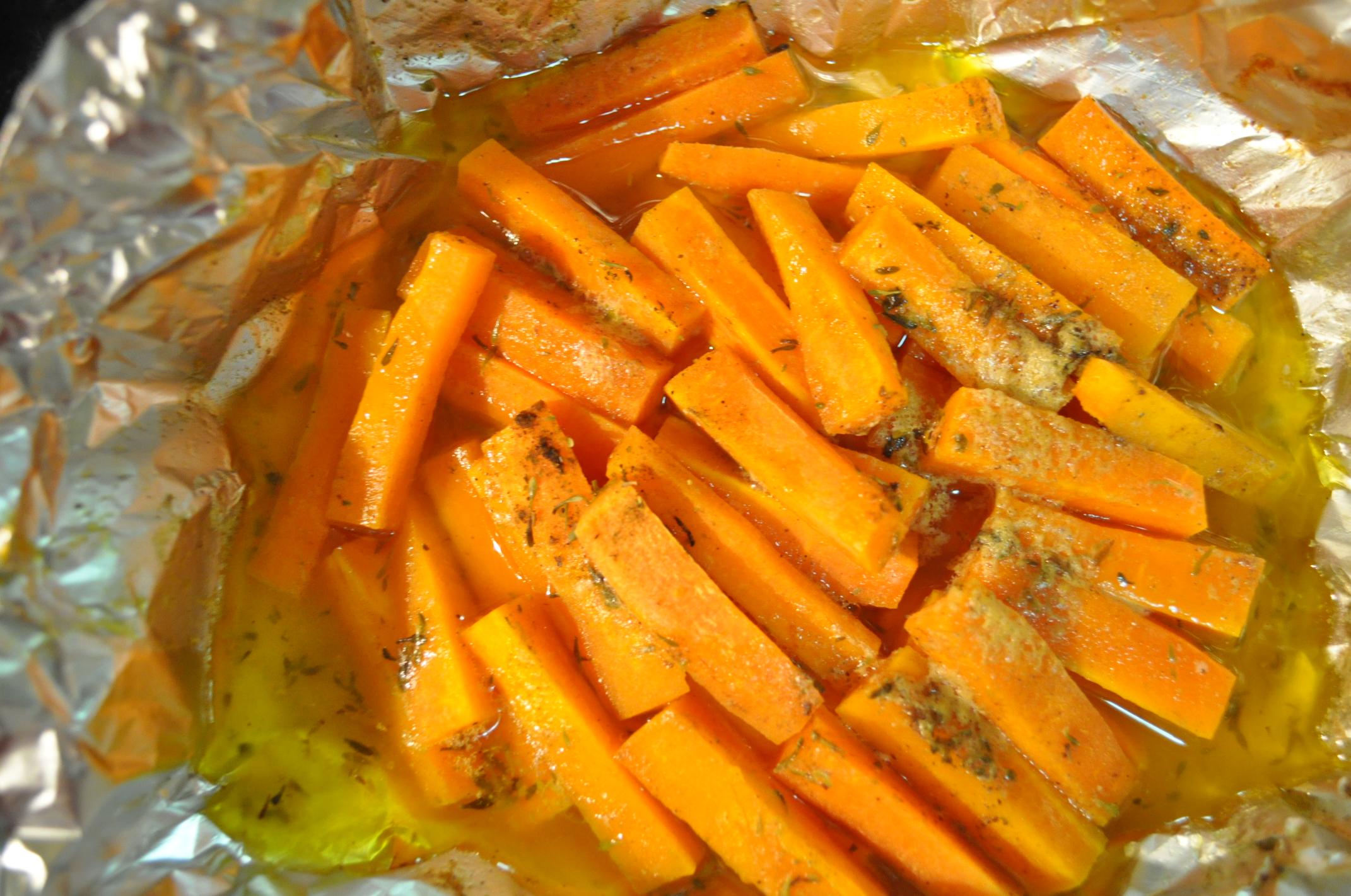 Baked Carrots With Cumin, Thyme, Butter and Chardonnay