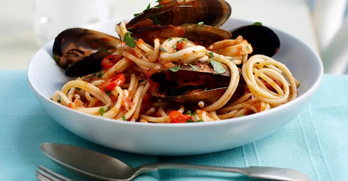  Beautifully braised calamari and al dente pasta: my idea of heaven.