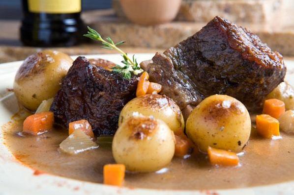 Deliciously Tender: Slow-Cooked Beef Braised Recipe