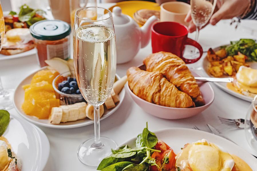 Delicious Champagne Breakfast Recipe to Start Your Day
