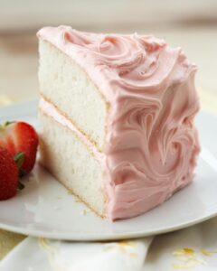 Champagne Cake With Fresh Strawberries