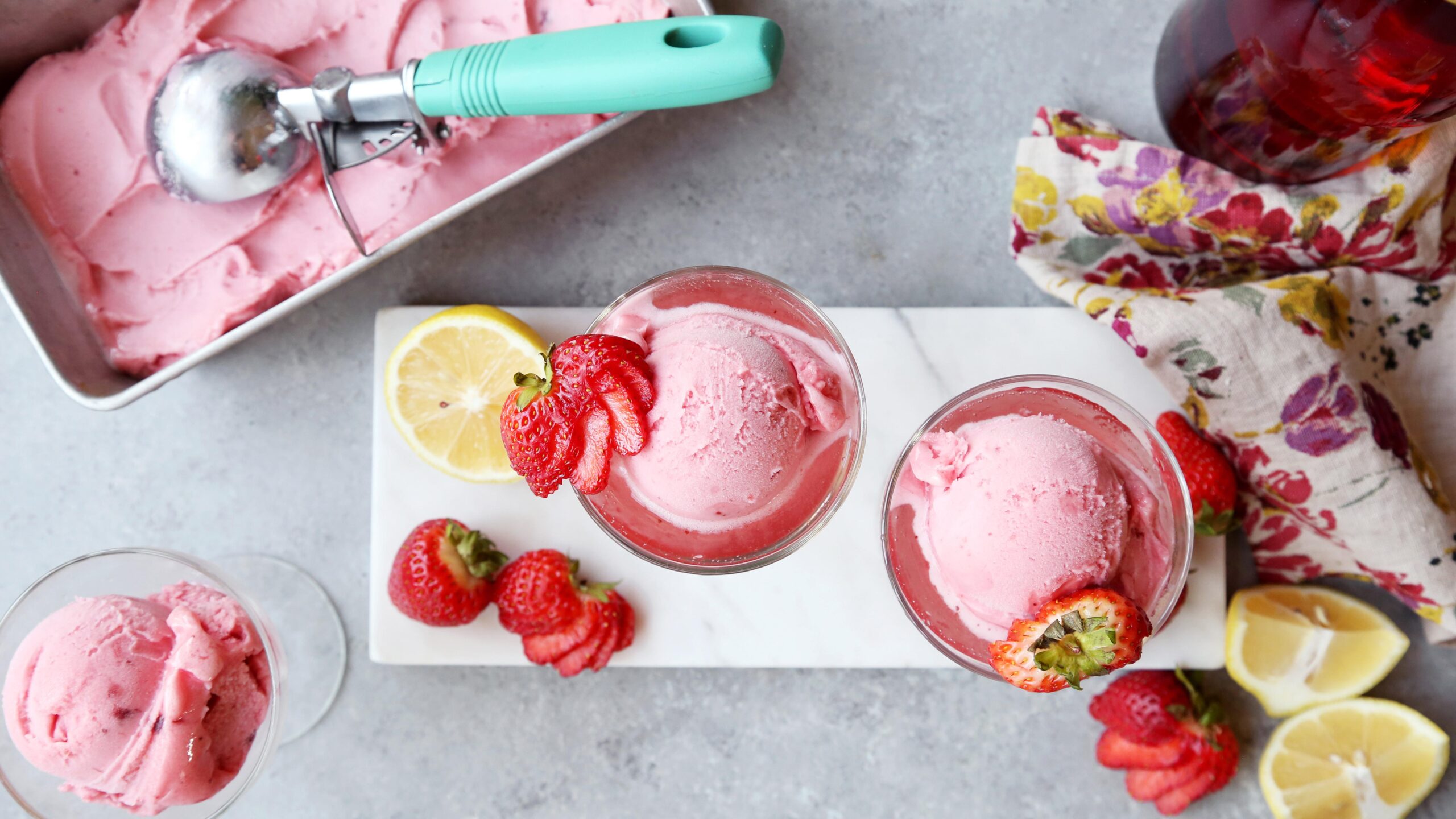  Cheers to summer with this refreshing Champagne Sorbet Float!