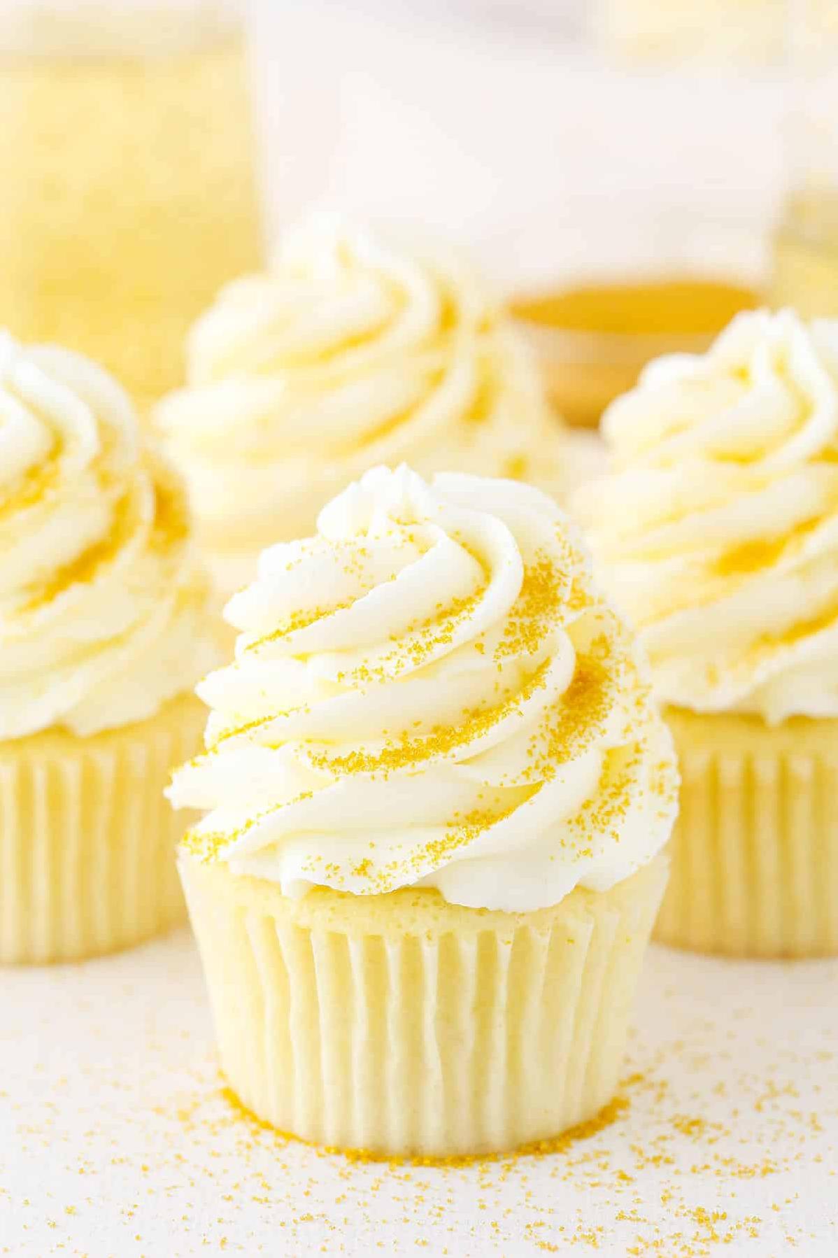  Cheers to these boozy cupcakes topped with champagne frosting!