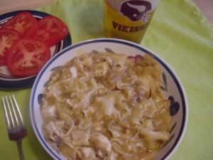 Chicken and Pasta in Wine Cheddar Sauce