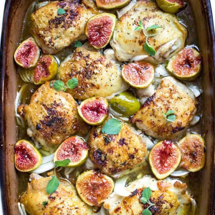 Chicken With Fresh Figs and Wine Sauce
