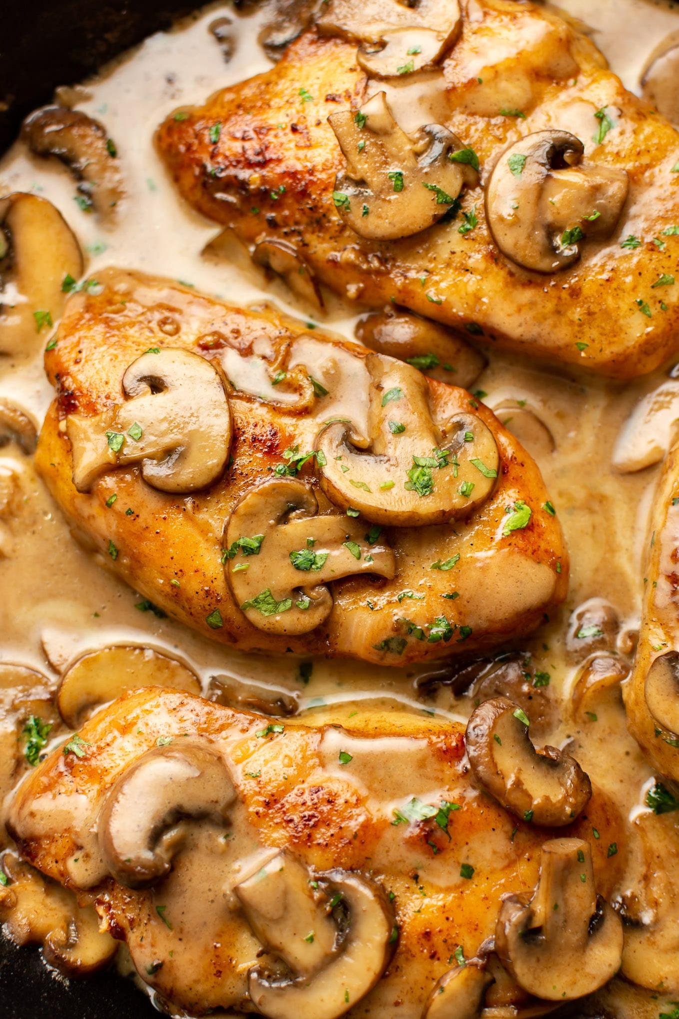  Cozy dinner vibes with chicken in marsala wine sauce