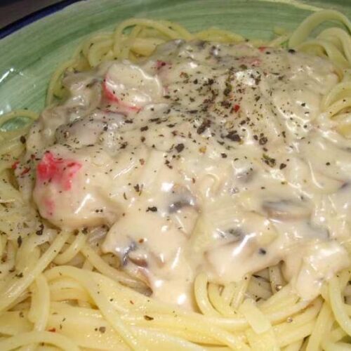 Crabmeat With Mushrooms in Wine Sauce