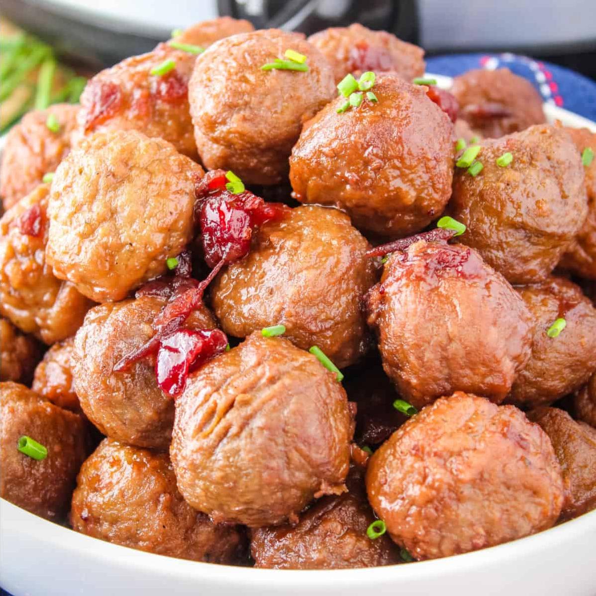  Create a palate-pleasing masterpiece with this easy-to-follow meatball recipe.