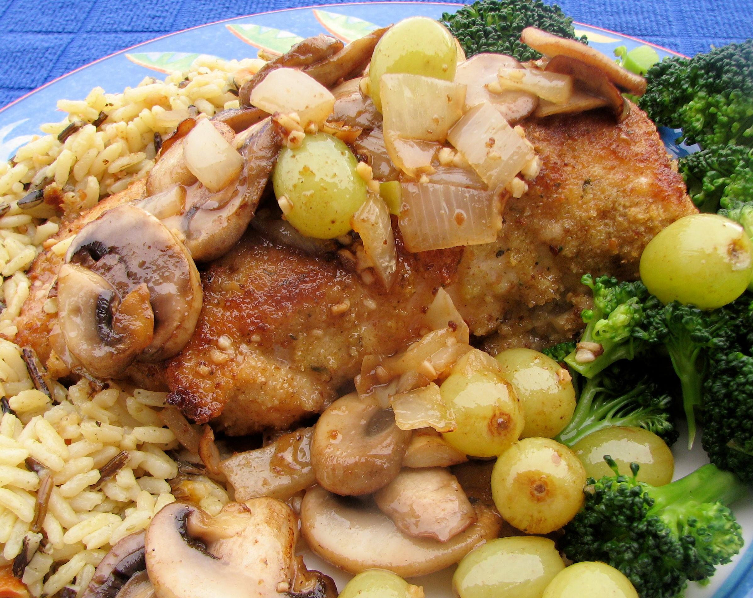  Elevate your dinner game with Norma's Chicken in White Wine.