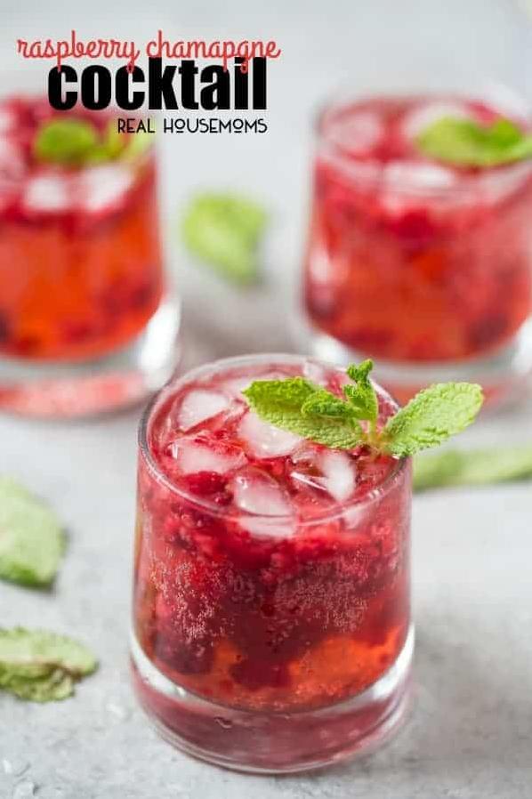  Enjoy the sweet taste of ripe raspberries mixed with champagne fizz.