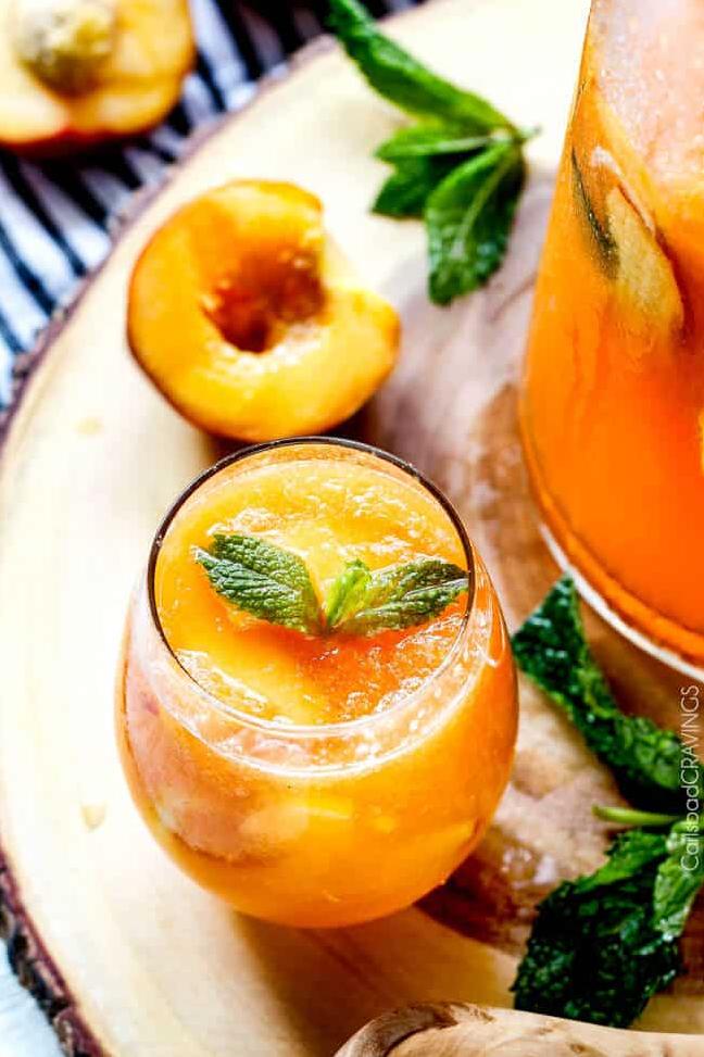  Fresh peaches bring out the sweetness of champagne.