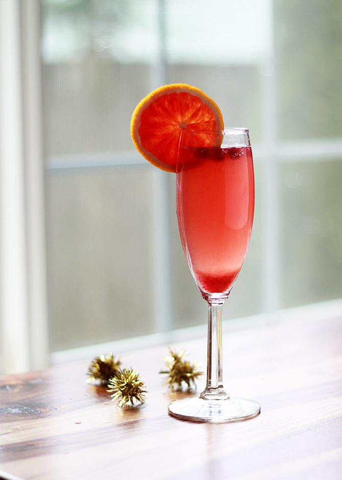  Let the bubbles and bright colors of this cocktail brighten up your day!