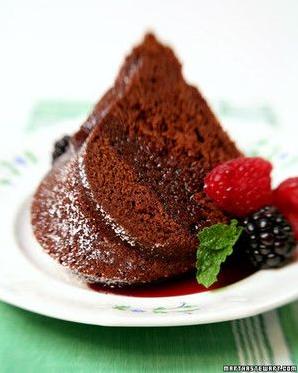 Indulge in Decadence: Chocolate Wine Cake Recipe