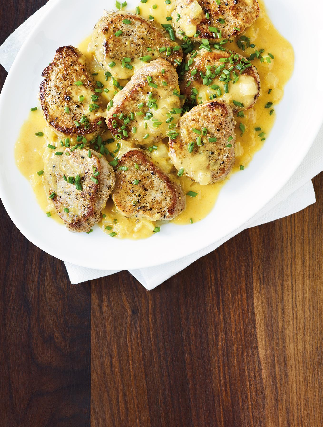 Medallions of Pork With Riesling Sauce