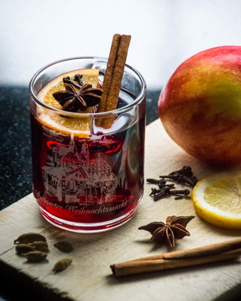  Mulled Wine: the perfect drink to accompany a night in by the fire.