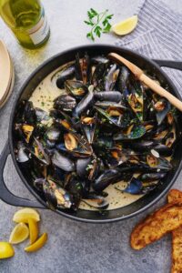 Mussels in White Wine and Butter
