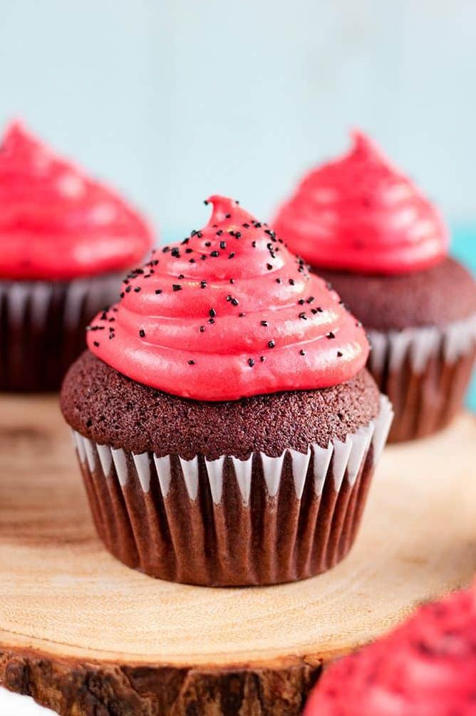  Nothing beats the combination of wine and chocolate, especially in cupcake form!