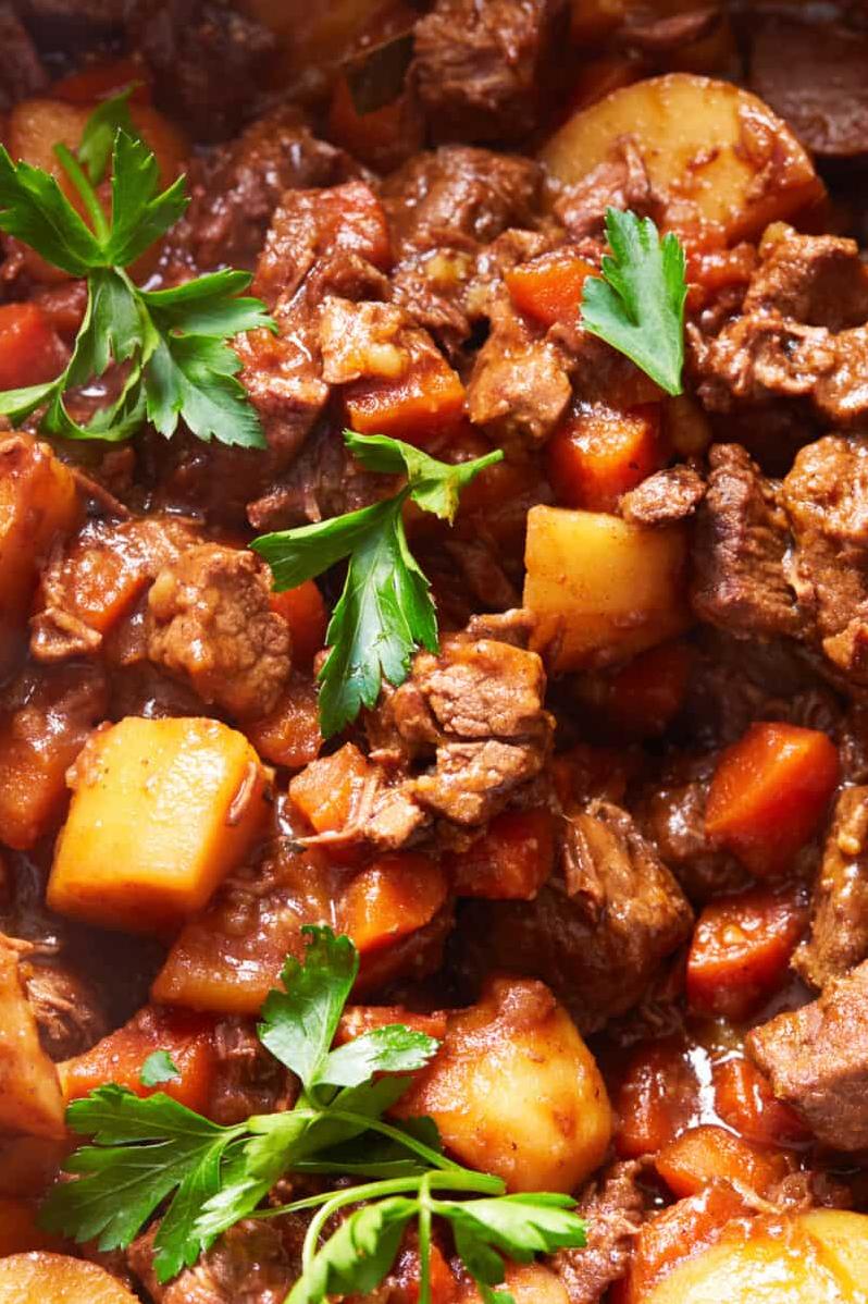  Nothing hits the spot like a hearty, savory bowl of stewing beef braised in red wine.