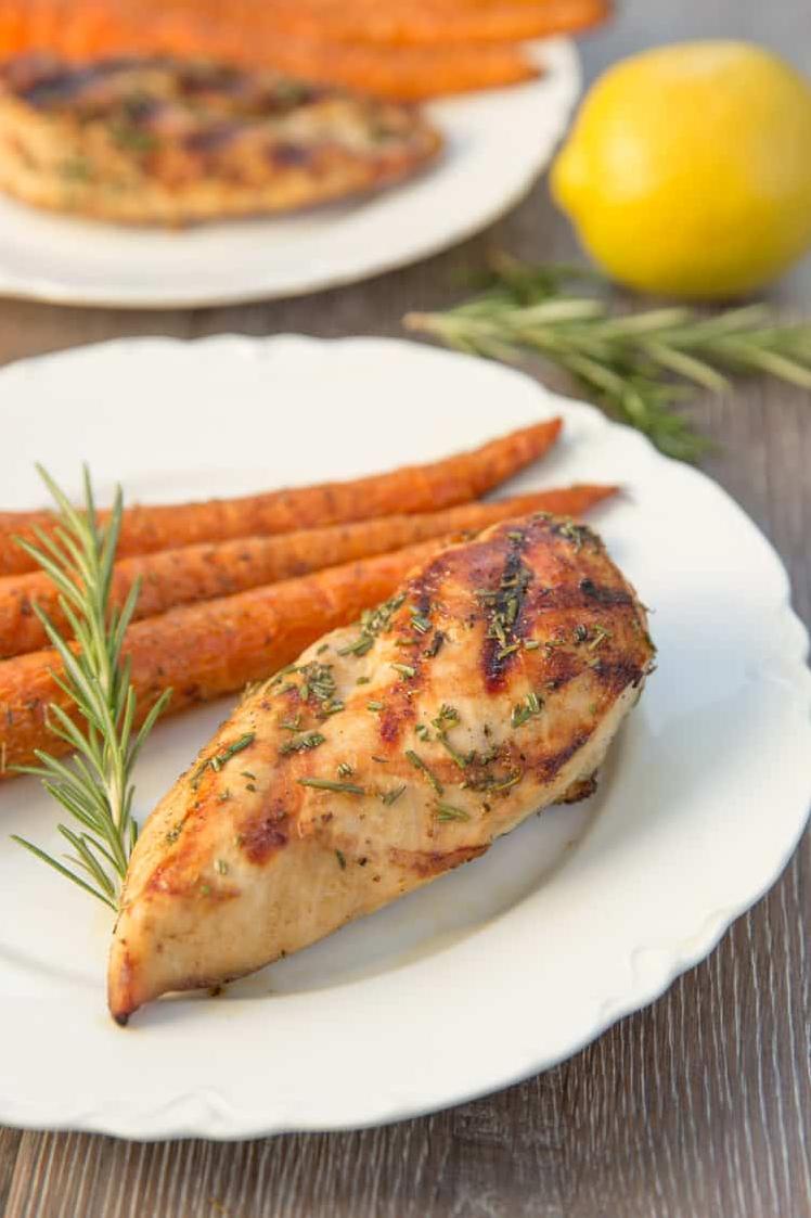  Perfect for summer barbecues, these wine marinated chicken breasts will be the star of the show!
