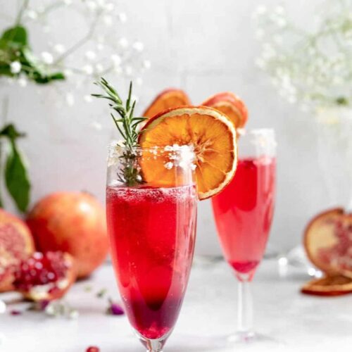 Pomegranate-Ginger Champagne Cocktail