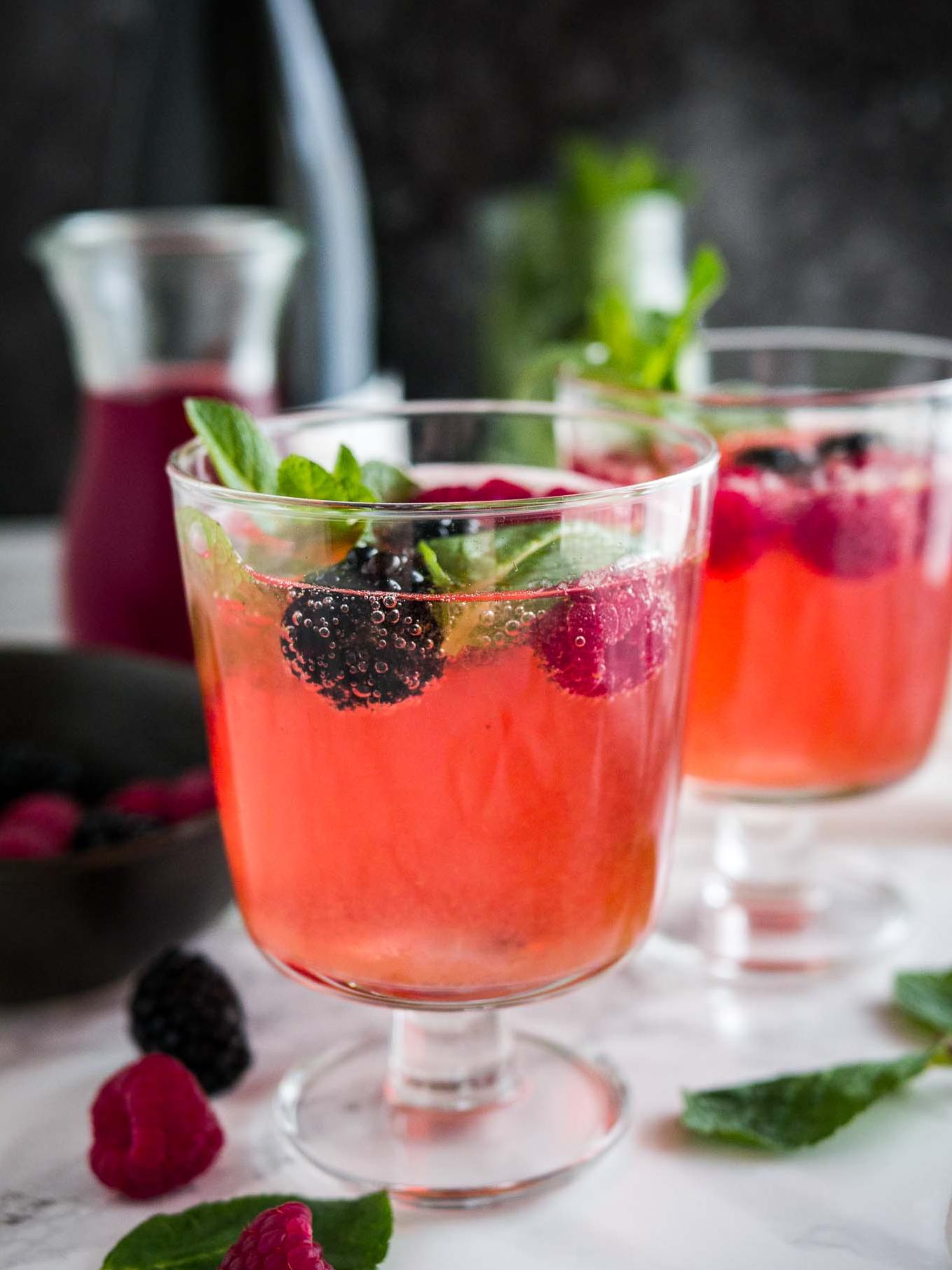  Pop the bubbly and add a splash of summer with this Berry Champagne Soda recipe!