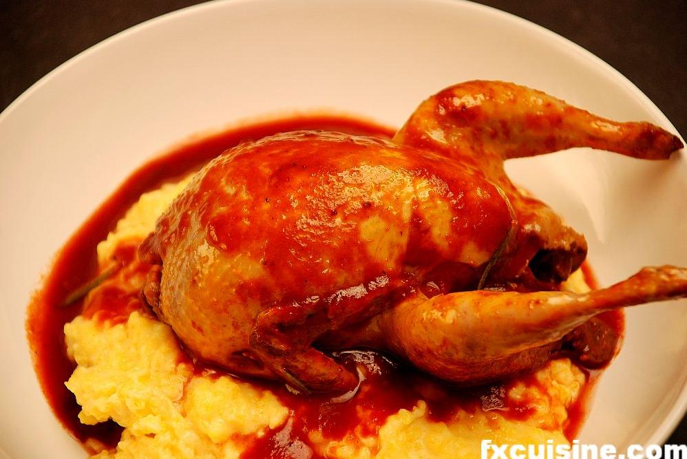  Quail baked in red wine, a hearty meal that's easy to make and impressive to serve.