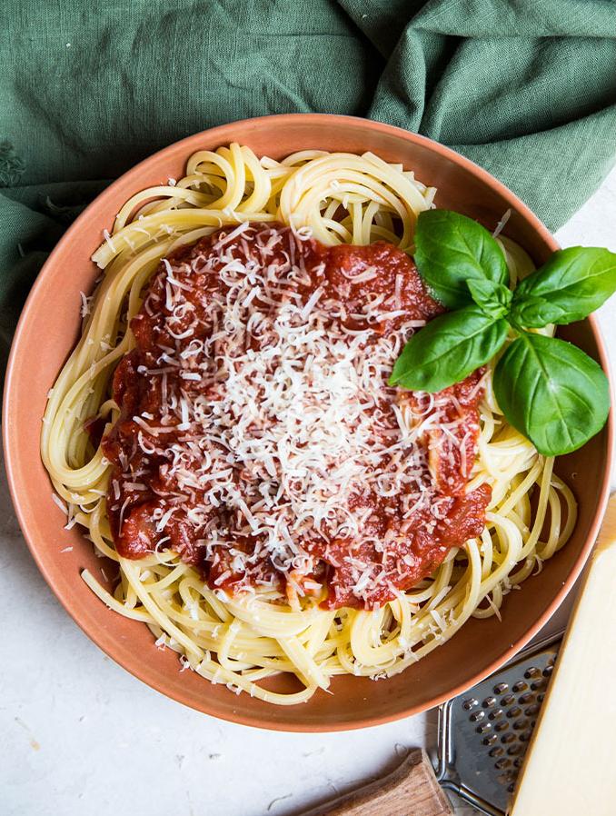 Ready your taste buds for a perfect balance of tangy and savory notes in this red-wine tomato pasta.