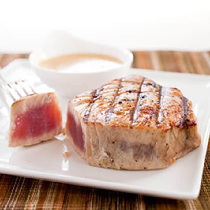 Red Wine Vinaigrette Tuna Steaks
