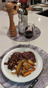 Roast Beef Tenderloin with Wine Sauce