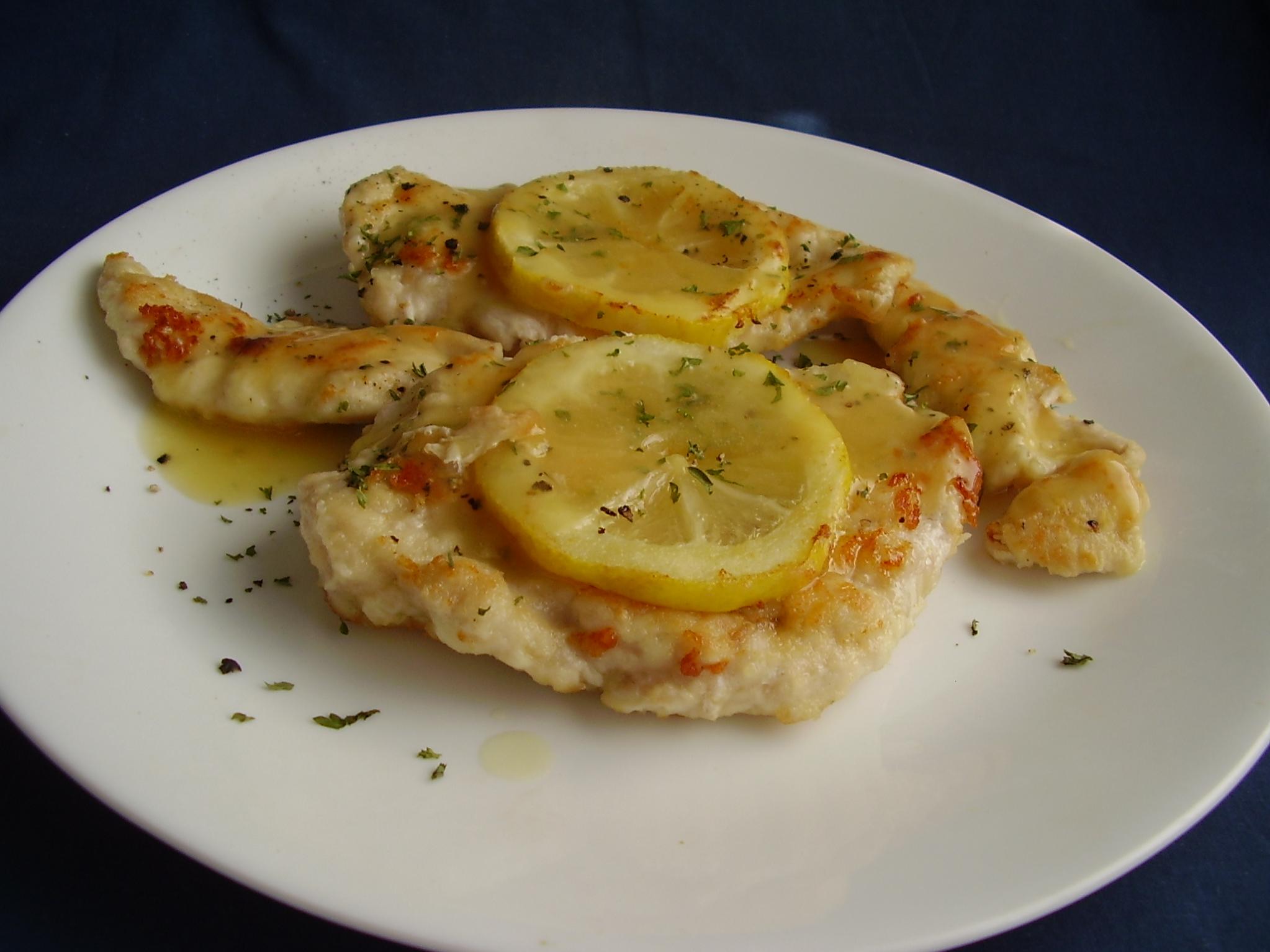  Savoring the tangy citrus flavors of lemon chicken