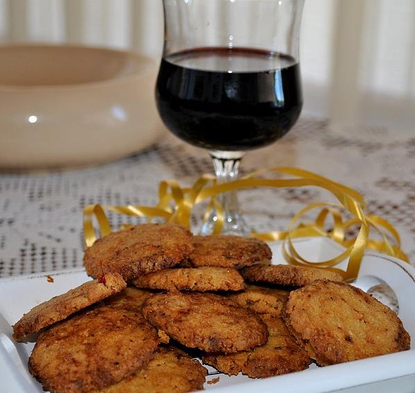 Savoury Red Wine Cookies