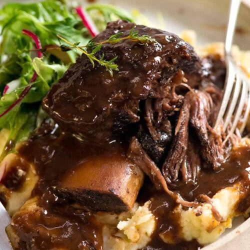 Short Ribs With Wine and BBQ Sauce