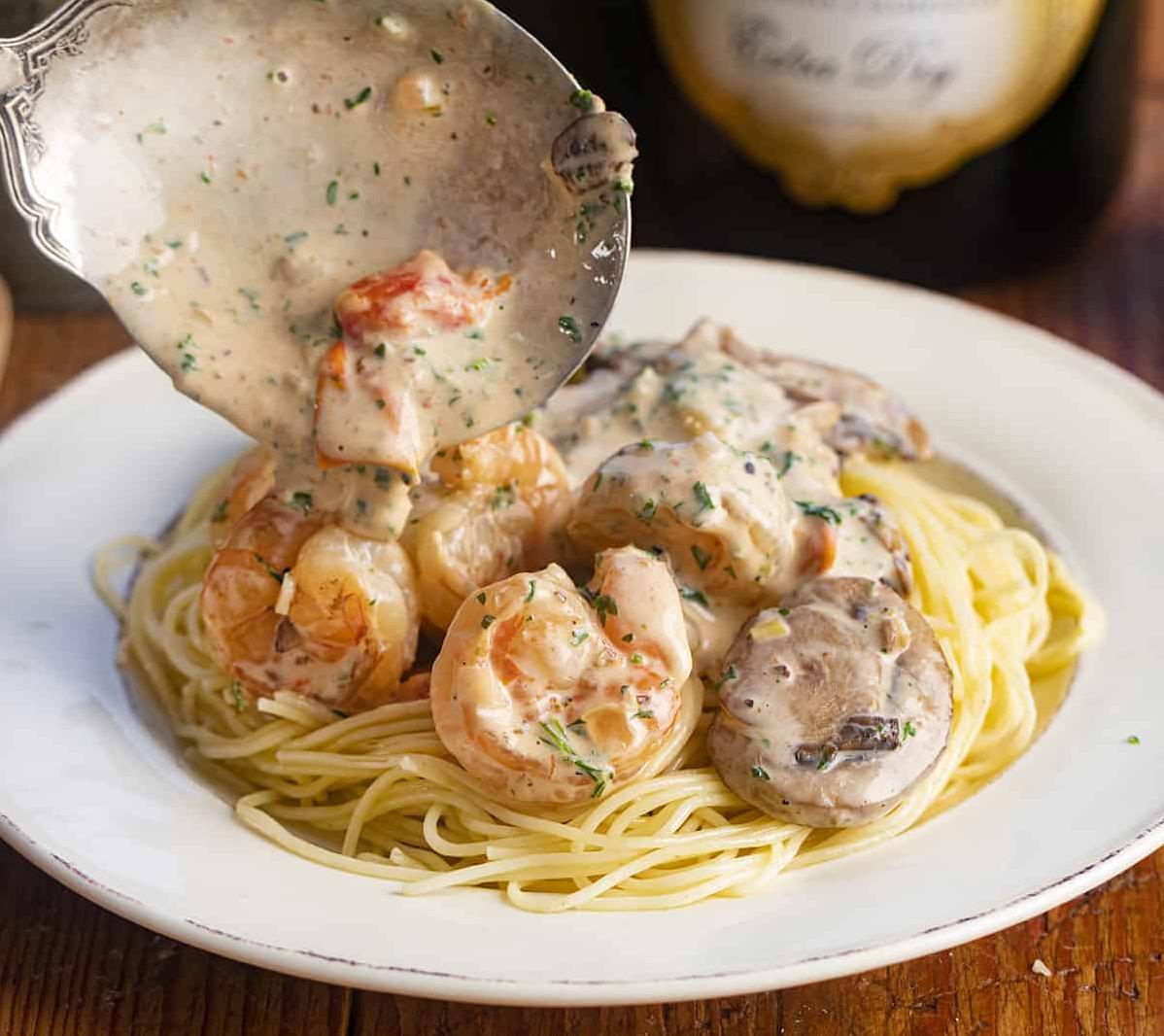 Shrimp and Pasta in Champagne Sauce