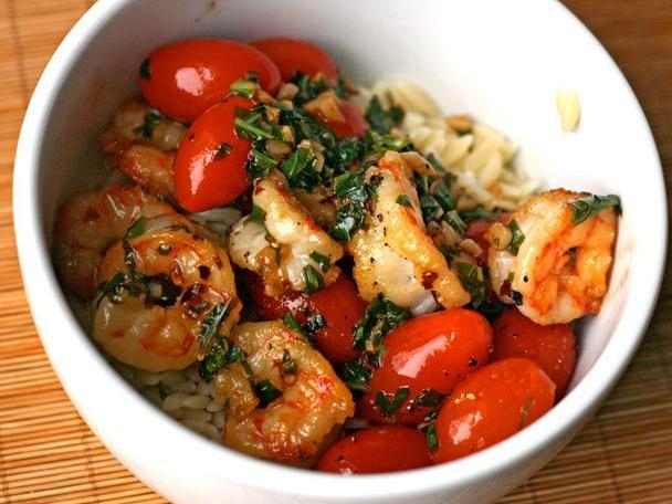 Shrimp With Tomatoes, Wine and Basil