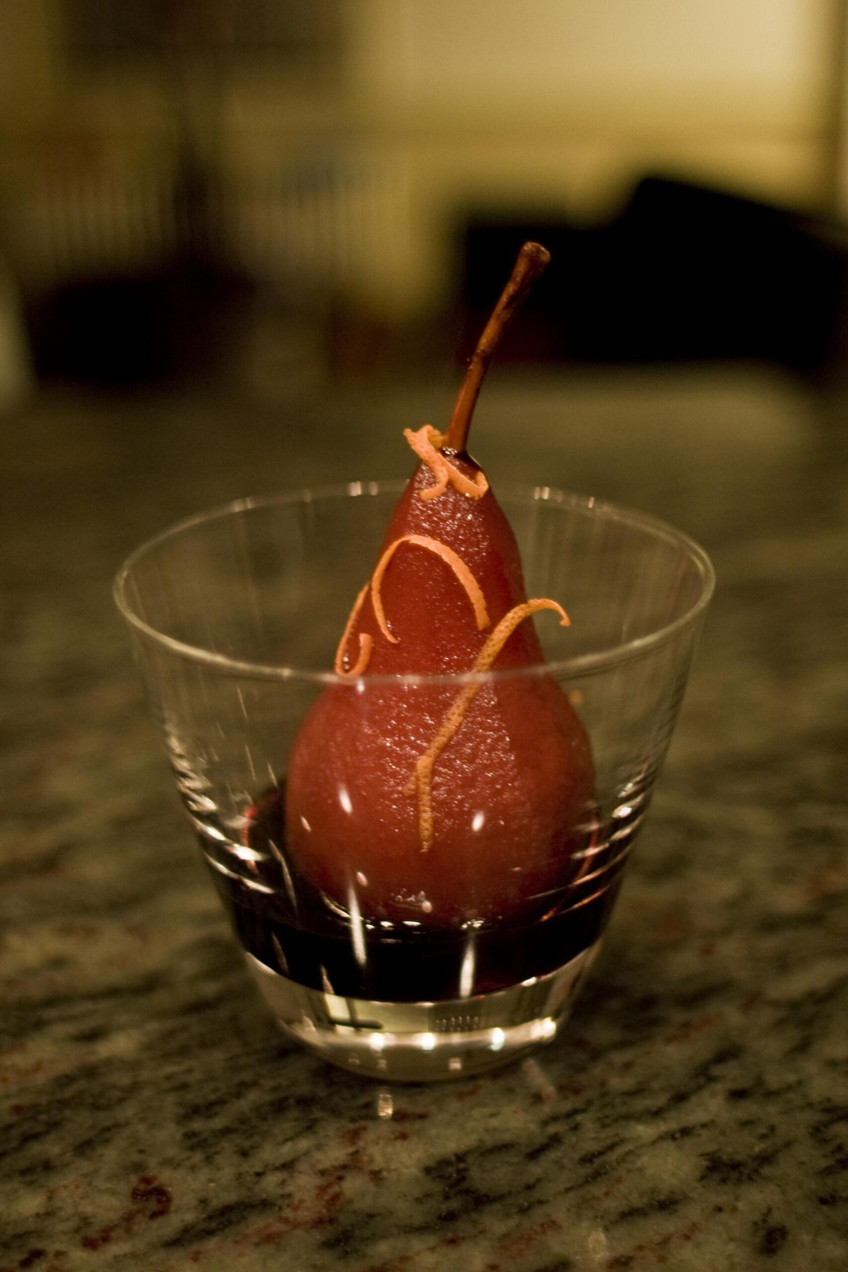 Delicious Spiced Wine Poached Pears Recipe