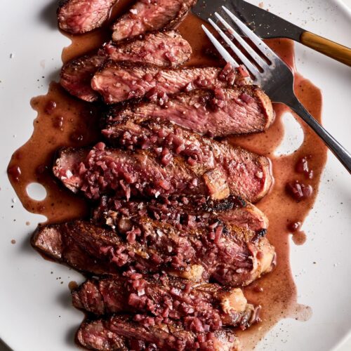 Steaks With Roasted Garlic, Shallots and Red Wine Sauce