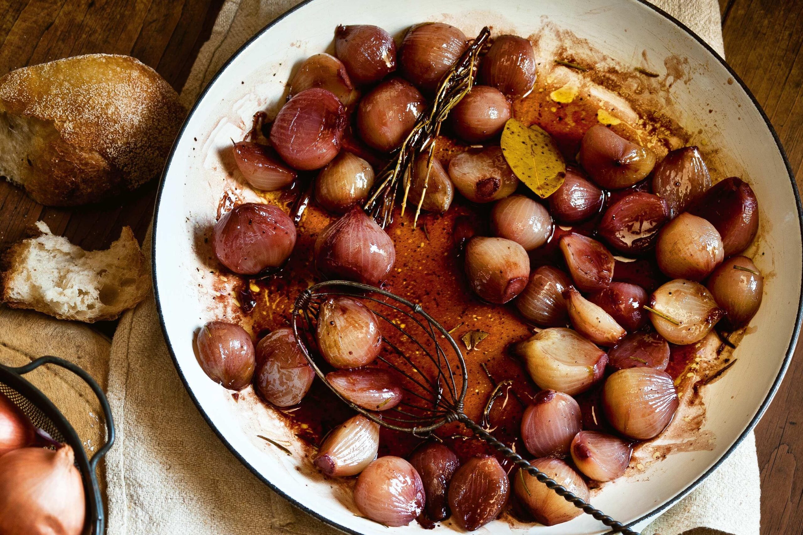  The deep, complex flavors of the red wine and shallots make this sauce fit for a king (or queen).