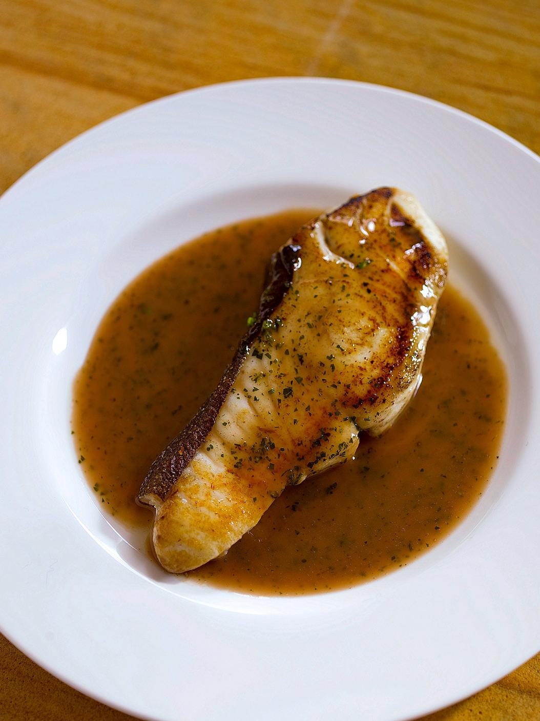  The elegance of red wine makes an exquisite sauce for fish.