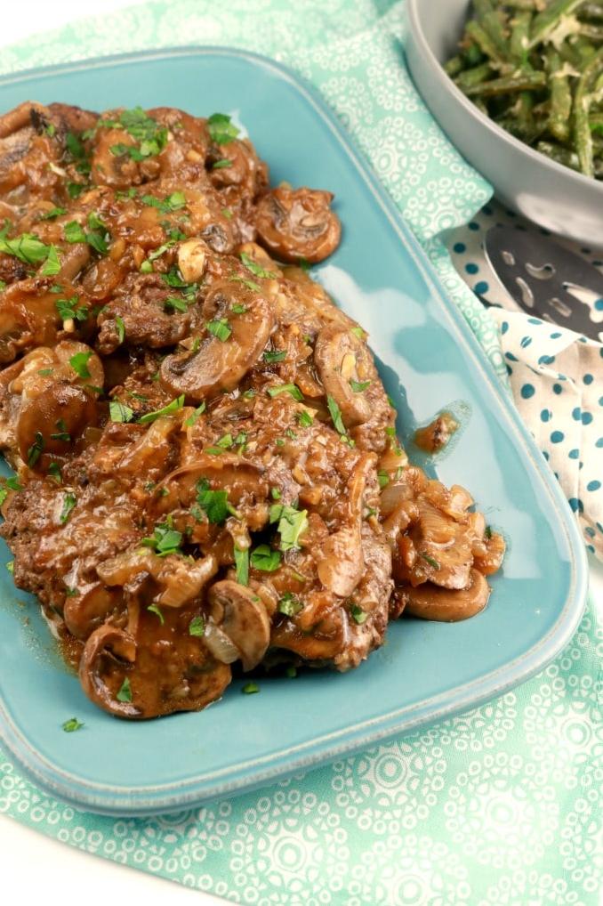  The perfect balance of flavors – the meaty steak, earthy mushrooms, and sweet onions make for a delightful meal.