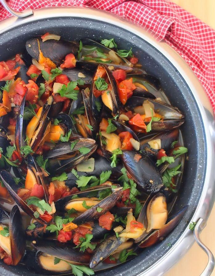  The sauce adds just the right sweetness to the briny  flavor of the mussels.