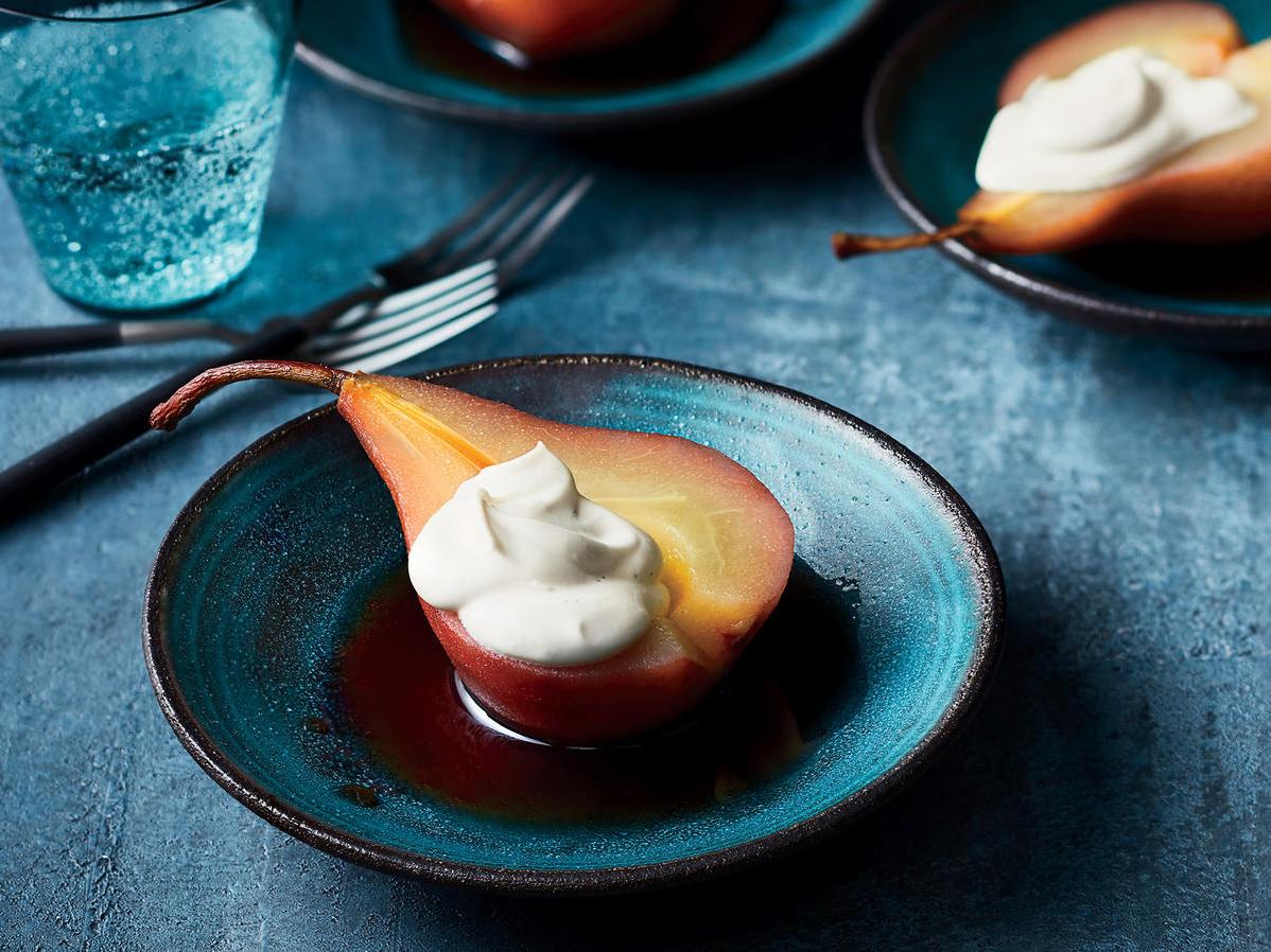  The warm spices and vanilla enhance the richness of the fruit, making this dessert a real