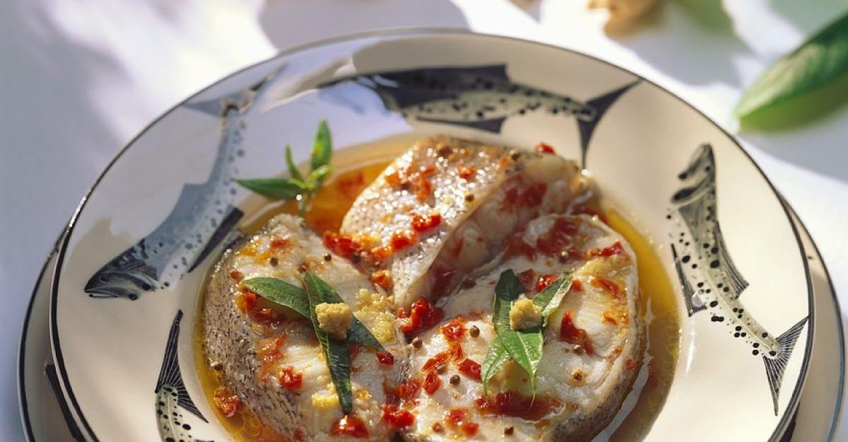  The wine sauce as velvety as the texture of the fish makes for a delightful experience of flavors.