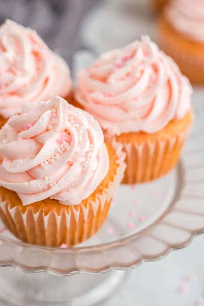  These cupcakes are perfect for a romantic night in with your boo.